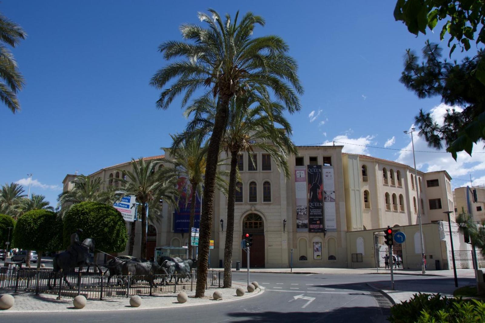 Centrico Apartamento Familiar Con Patio Privado Alicante Exterior foto