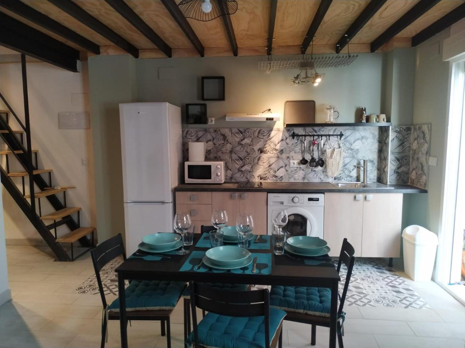 Centrico Apartamento Familiar Con Patio Privado Alicante Exterior foto